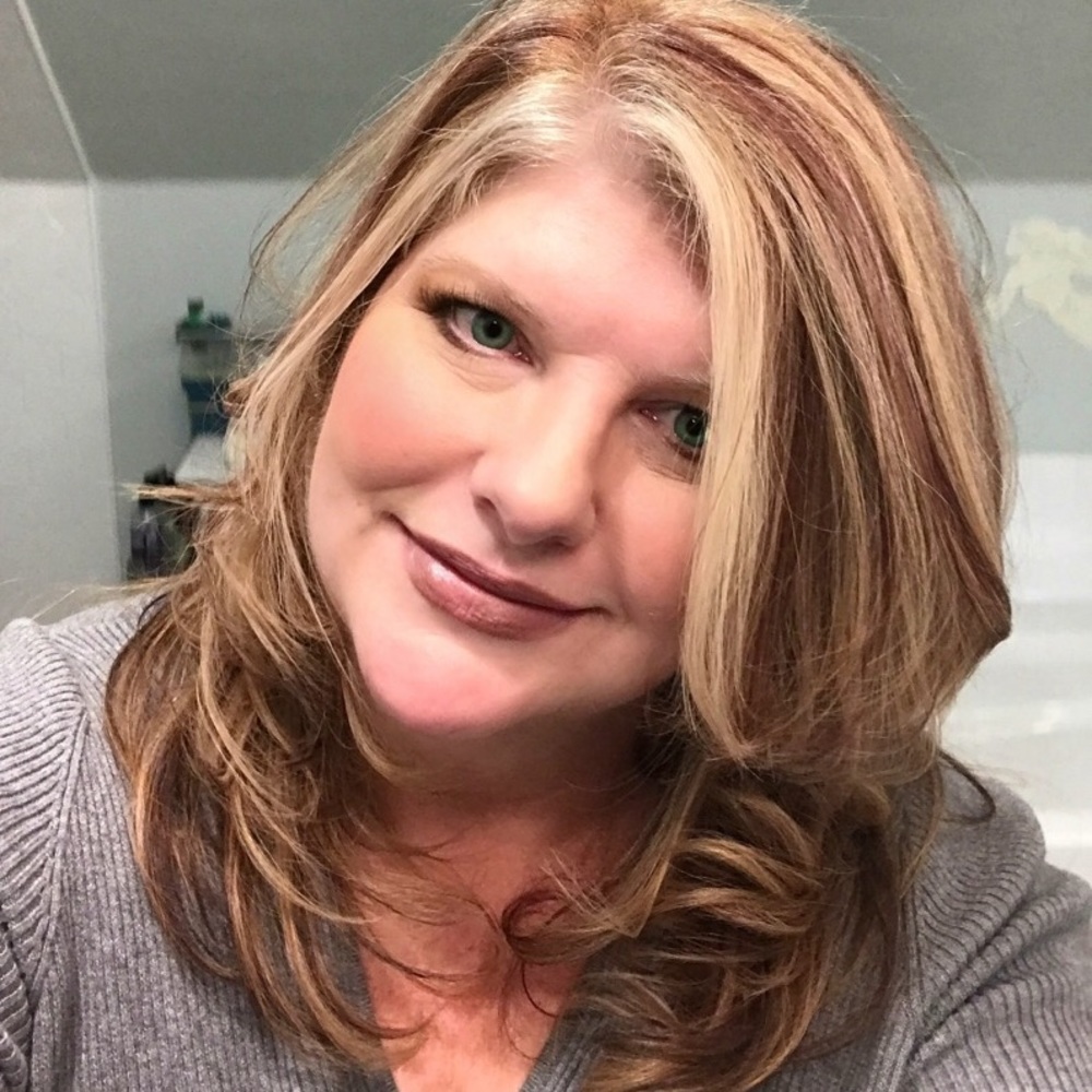 Meet your Posher, Lisa